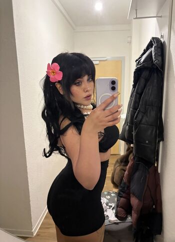 Celina_x31