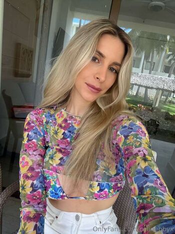 Full leaked Celine private photo