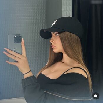 Full leaked Celinegbl private photo