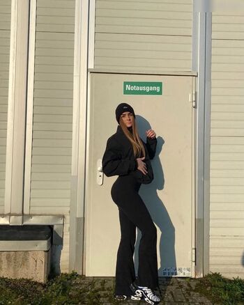 Full leaked Celinegbl private photo