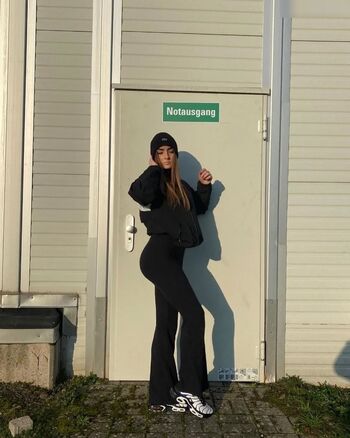 Full leaked Celinegbl private photo