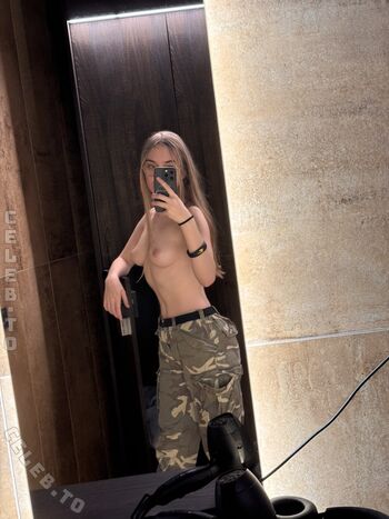 Full leaked Celineiswyld private photo
