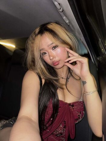 Full leaked Cellow page private onlyfans photo