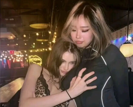 Full leaked Cellow page private onlyfans photo