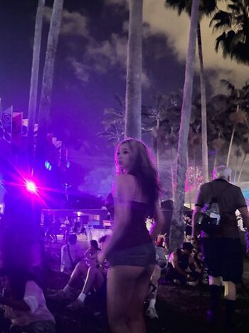 Full leaked Cellow page private onlyfans photo