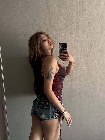 Full leaked Cellow private photo