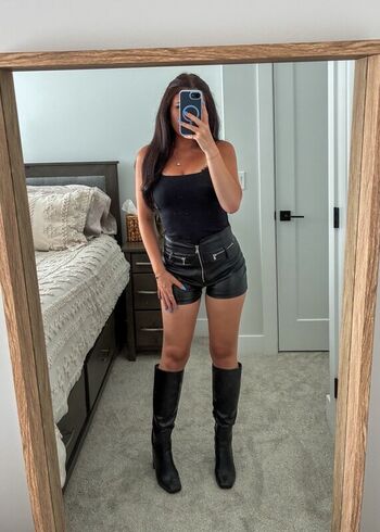 Full leaked Celyphonee private photo