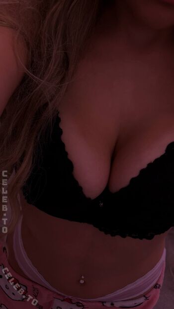 Full leaked Ceosberry private photo