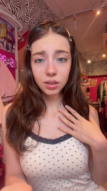 Full leaked Cey lazuli private photo