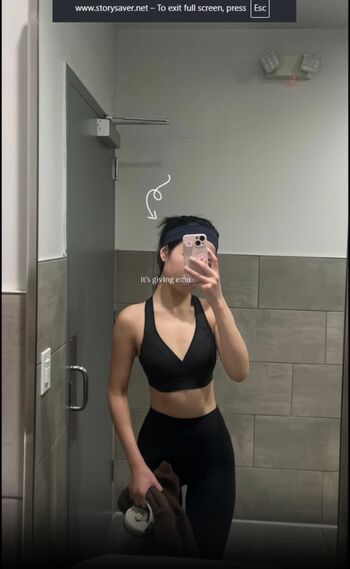 Full leaked Chrbet private photo