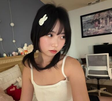 Full leaked Chrbet private photo