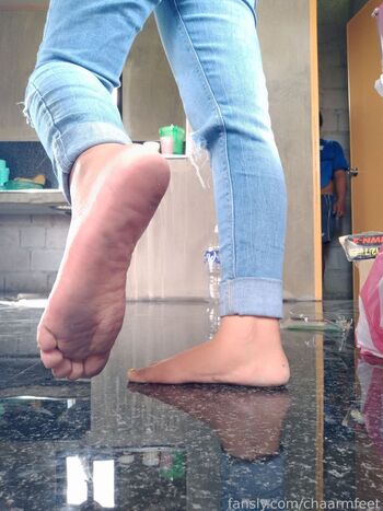 Full leaked Chaarmfeet page private onlyfans photo