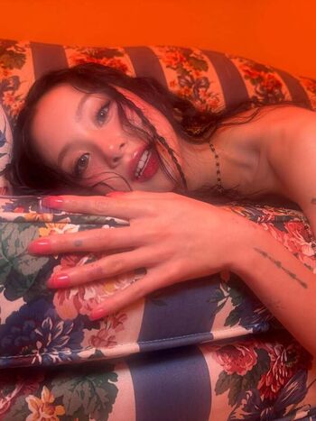Full leaked Chaeyoung page private photo