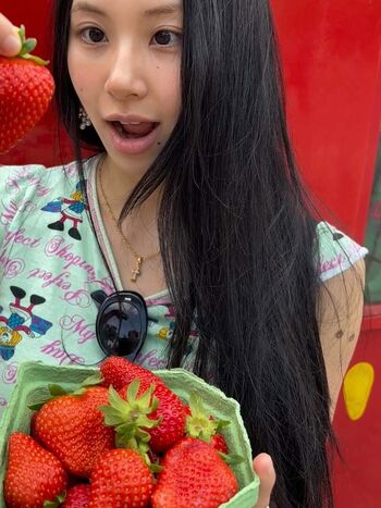 Full leaked Chaeyoung private photo