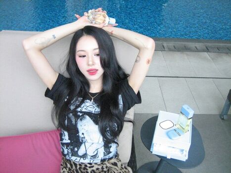 Full leaked Chaeyoung private photo