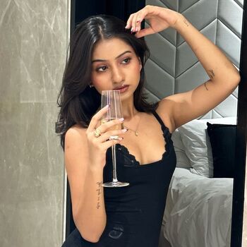 Full leaked Chandni solanki page private photo