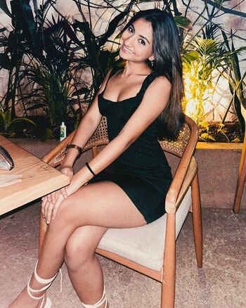 Full leaked Chandni solanki private photo