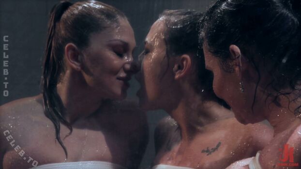 Full leaked Chanel preston  page private onlyfans photo