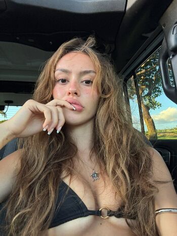 Full leaked Chanelozkan private photo