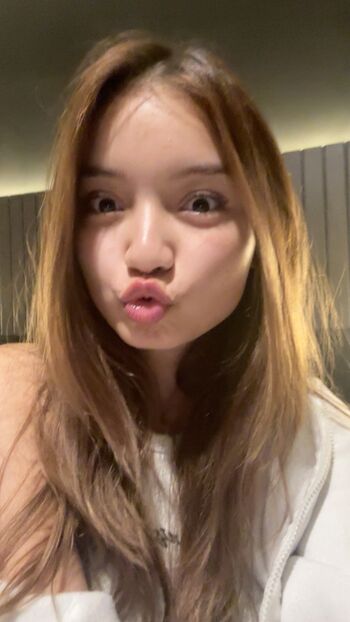 Full leaked Chantalajah private onlyfans photo