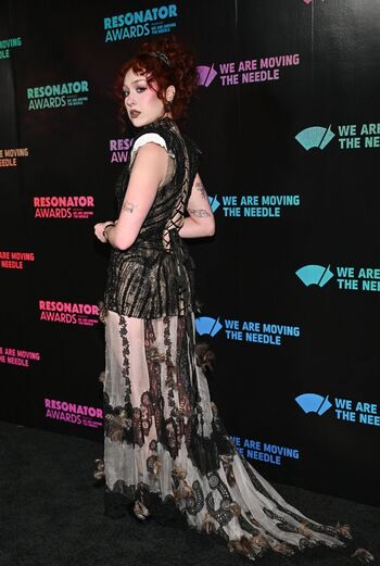 Full leaked Chappell roan page private onlyfans photo