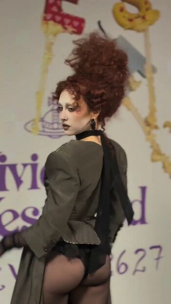 Full leaked Chappell roan page private onlyfans photo