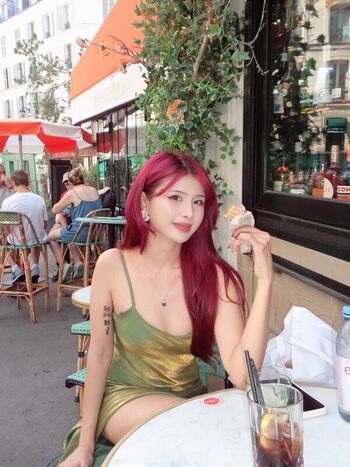 Full leaked Charechii private photo