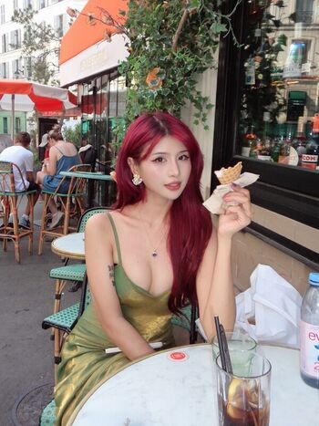Full leaked Charechii private photo