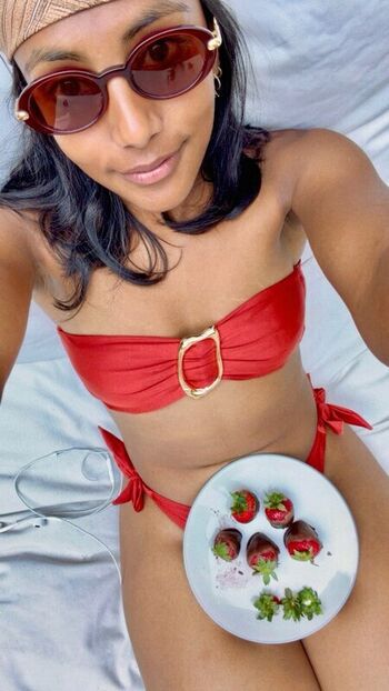 Full leaked Charithra chandran page private photo