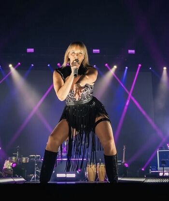 Charity Eden / Taylor Swift Impersonator