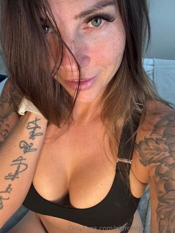 Full leaked Charleexxxrose private onlyfans photo