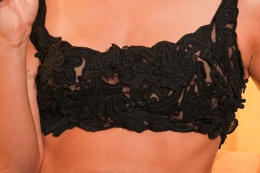 Full leaked Charli d amelio page private onlyfans photo