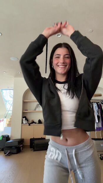 Full leaked Charli d amelio page private onlyfans photo