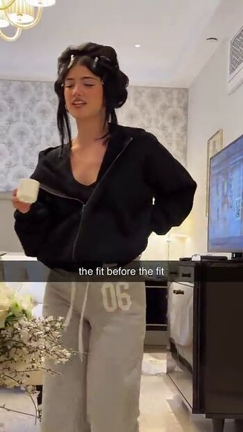 Full leaked Charli d amelio page private onlyfans photo