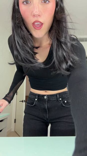 Full leaked Charli d amelio page private onlyfans photo