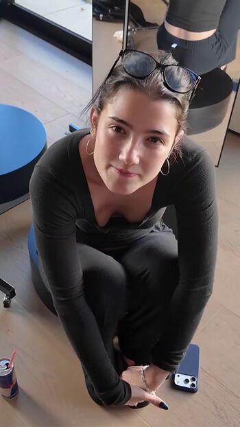 Full leaked Charli d amelio page private onlyfans photo