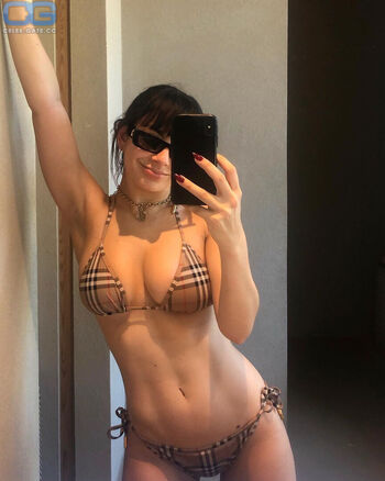 Full leaked Charli x private photo