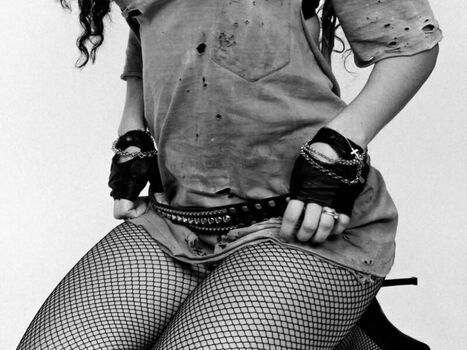 Full leaked Charli xcx page private photo