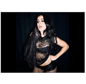 Full leaked Charli xcx private photo