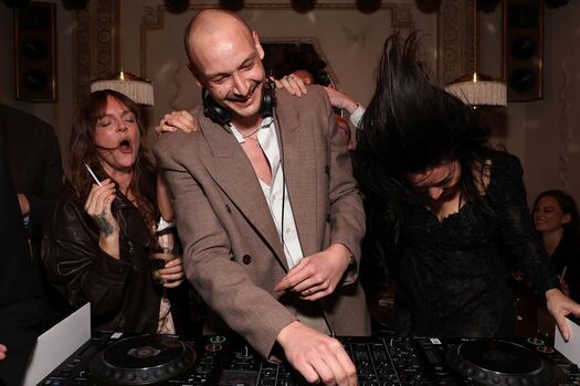 Full leaked Charli xcx page private onlyfans photo