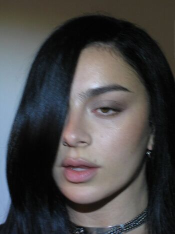 Full leaked Charli xcx private photo