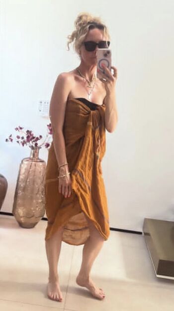 Full leaked Charlie brooks private photo