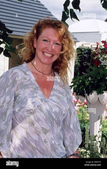 Full leaked Charlie dimmock private onlyfans photo