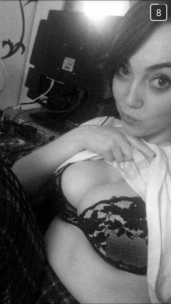 Full leaked Charlottrose private onlyfans photo