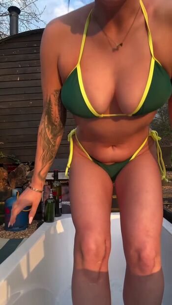 Full leaked Charlotte craig private onlyfans photo