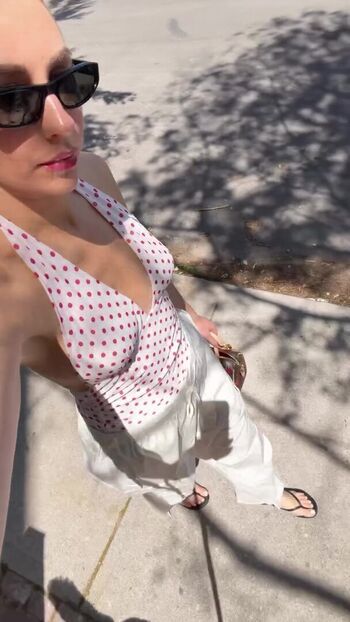 Full leaked Charlotte dobre private photo
