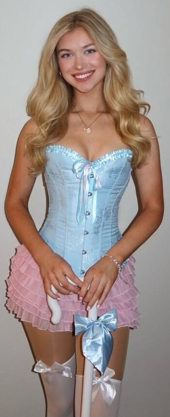 Full leaked Charlotte elise private photo