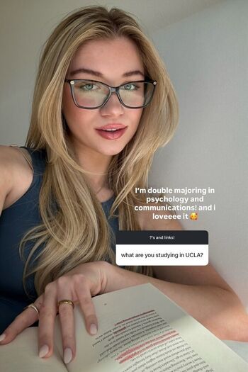 Full leaked Charlotte elise private photo