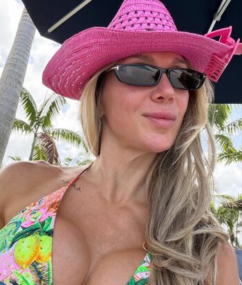 Full leaked Charlotte flair page private photo