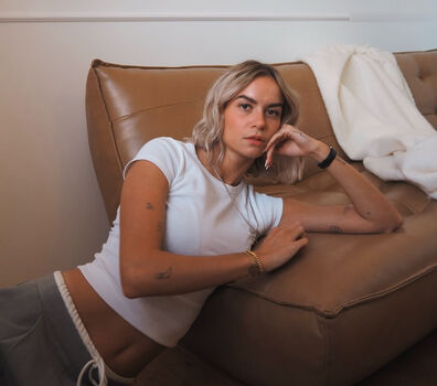 Full leaked Charlotte fromm private photo